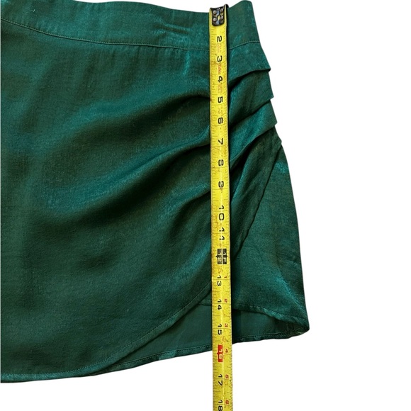 Dark Green Satin Mini Skirt‎ - Picture 3 of 5